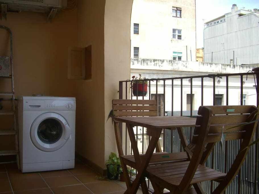 Apart Centrico Con Terraza En Gracia Barcelona Eksteriør billede