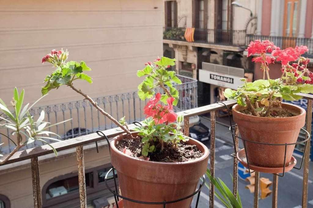 Apart Centrico Con Terraza En Gracia Barcelona Eksteriør billede